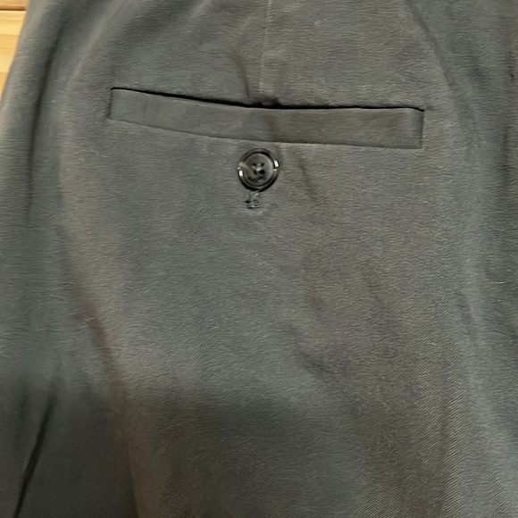 Eddie Bauer size 4 Gray Low-rise Slightly Curvy Fit Super Stretchy Dress Trouser - Picture 7 of 13